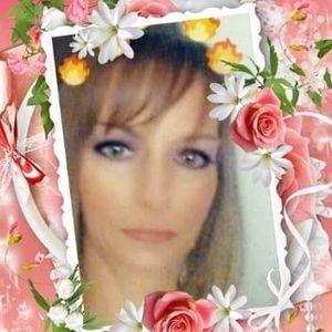 Meet your Posher, Carrie